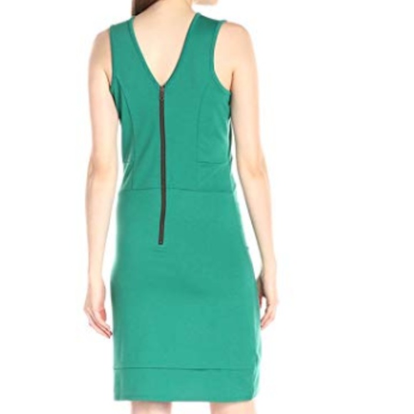 Lark & Ro Green Sleeveless Scoop-Neck Dress - Picture 2 of 8